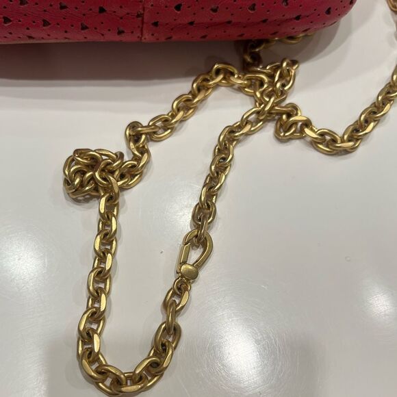 ♥️ JUICY COUTURE Y2K rare red leather cut out heart flap chain crossbody bag - Picture 10 of 16